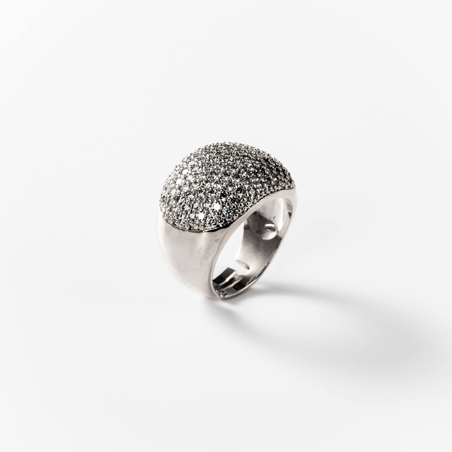 bague-lumineuse-en-metal-rhodie
