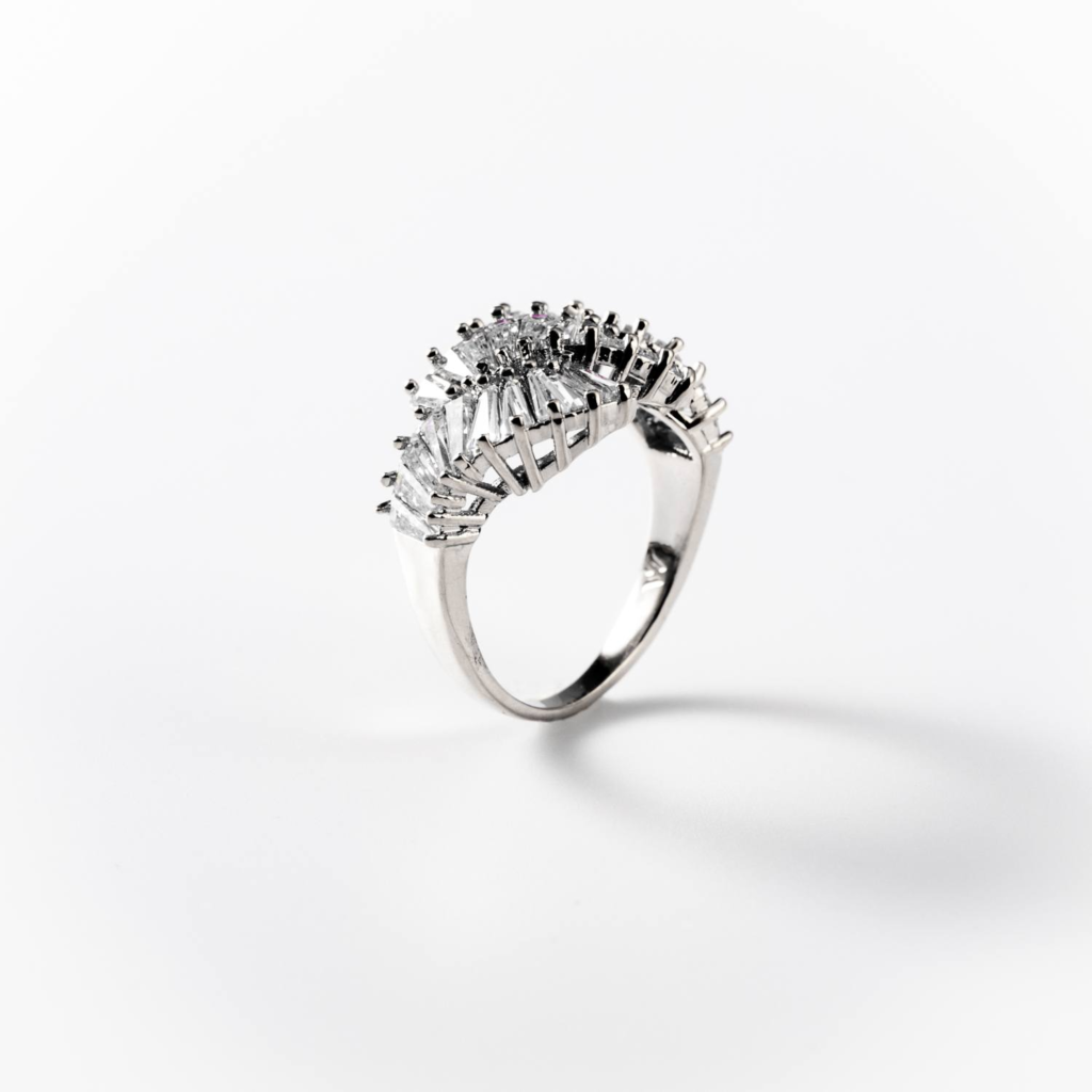 Bague éventail de lumière en métal rhodié
